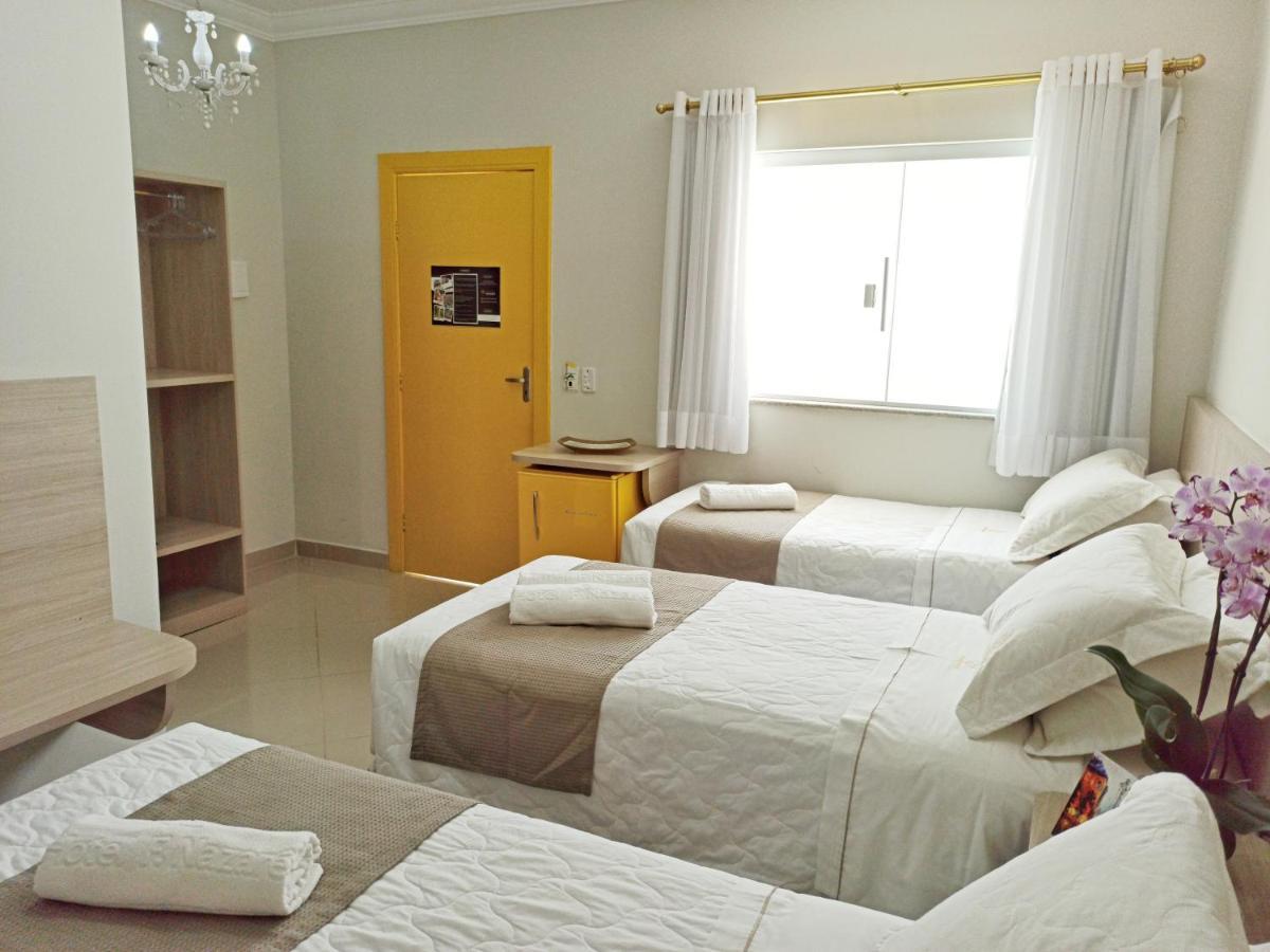 Hotel Pousada Familia De Nazare 카쇼에이라 파울리스타 외부 사진