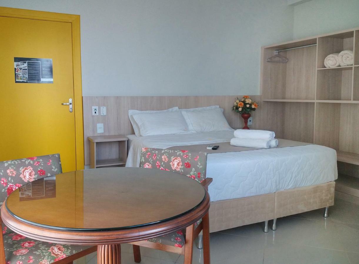 Hotel Pousada Familia De Nazare 카쇼에이라 파울리스타 외부 사진