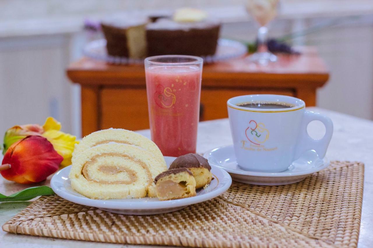 Hotel Pousada Familia De Nazare 카쇼에이라 파울리스타 외부 사진