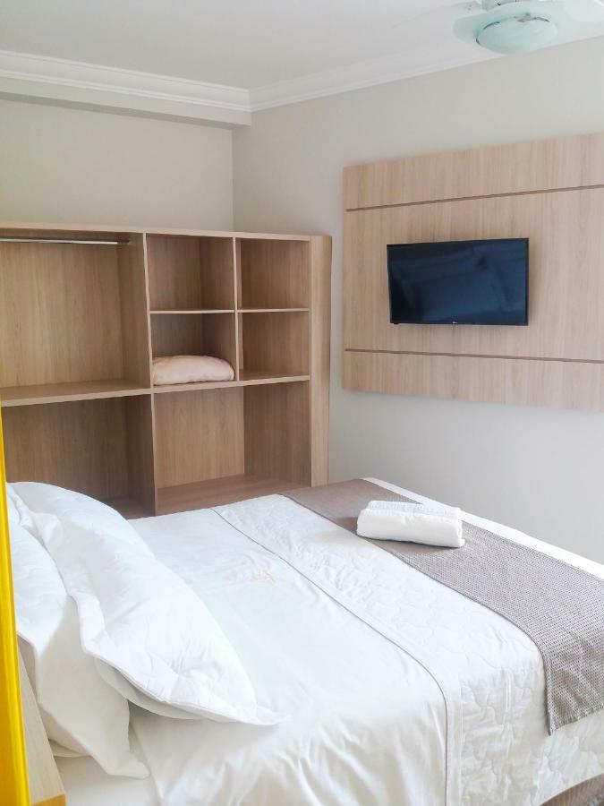 Hotel Pousada Familia De Nazare 카쇼에이라 파울리스타 외부 사진